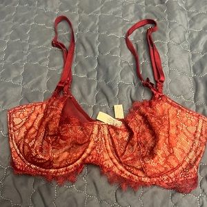 Victoria’s Secret bra